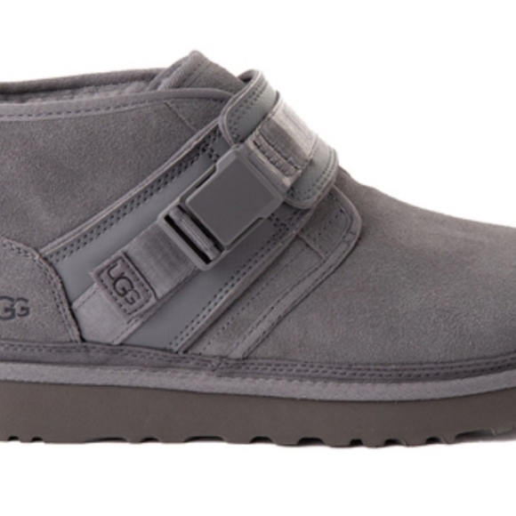 Men Ugg boots -  Grey - New without tags